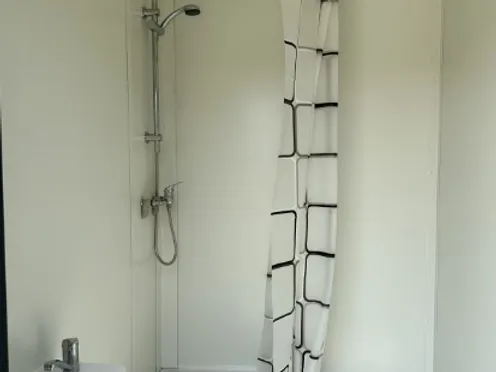 Contenedor Sanitario con 3 Cabinas - Imagen 8